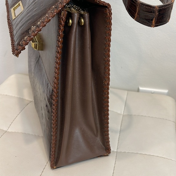 Vintage Genuine Alligator Handcrafted Handbag - Picture 3 of 9